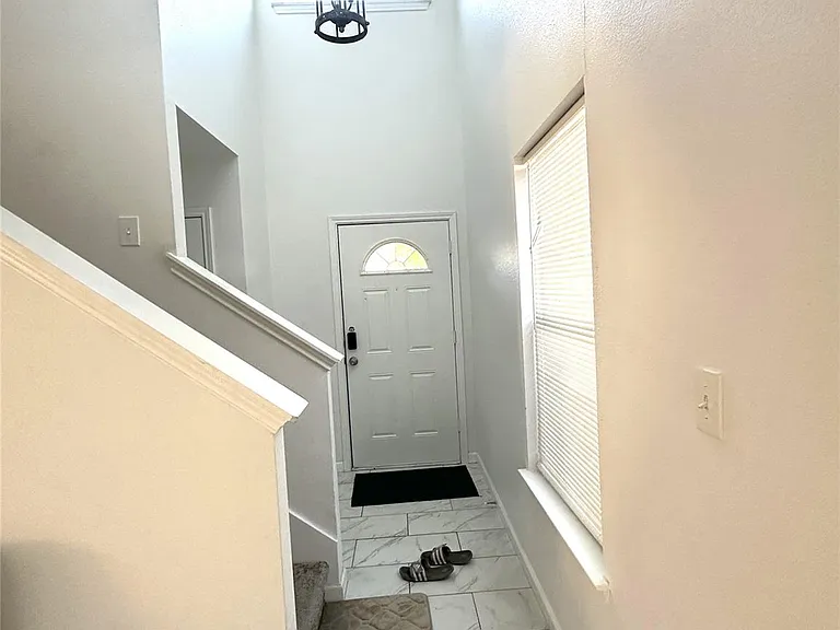 13609 Letti Ln — Photo 8