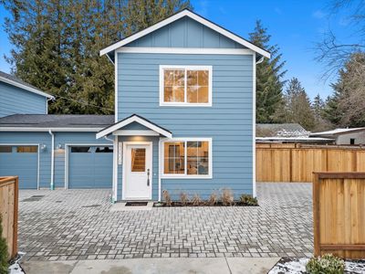 13030 B 30th Avenue NE, Seattle, WA, 98125