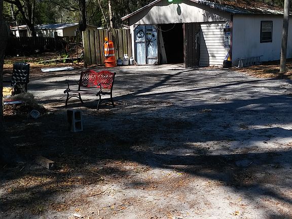5th image of 916 NW 110th Ave