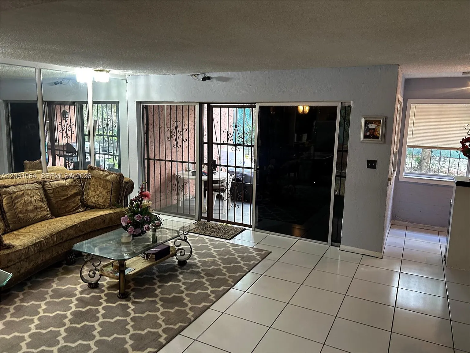 Wimbledon Townhouse I-13 — Photo 4