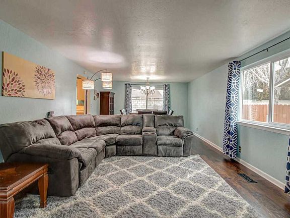 5th image of 3269 Candelaria Dr