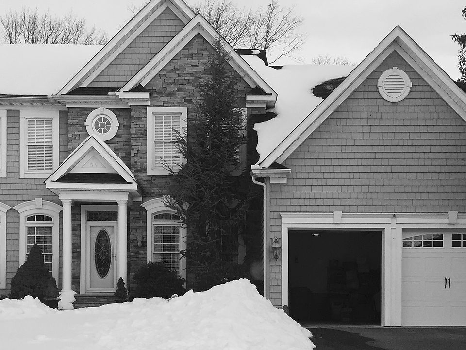 2nd image of 44 Wildswood Rd