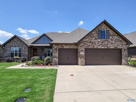2nd image of 106 Cove Brook Dr