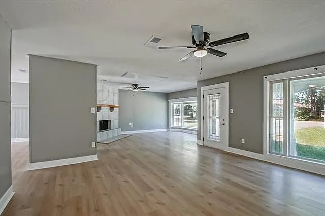 308 Robin Hood Dr — Photo 5