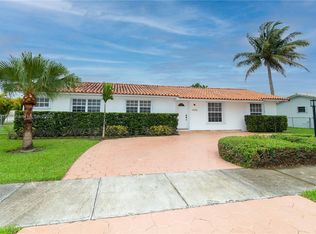 10700 SW 66th Ter, Miami, FL 33173