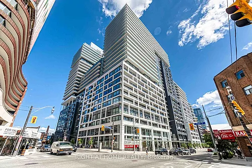 135 Lower Sherbourne St #2821 Photo 1