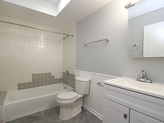 5th image of 21526 Peterson Ave
