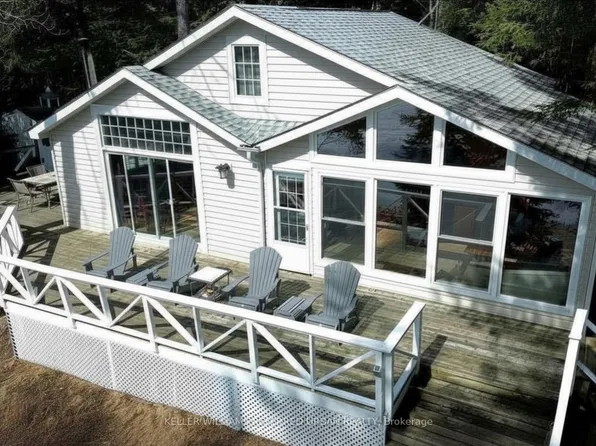 1118 Pine Lake Shrs, Bracebridge, ON P1L 2K0