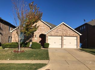 1310 Luckenbach Dr, Forney, TX 75126