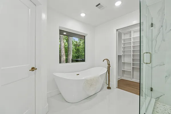 1542 Lavista Rd NE — Photo 10