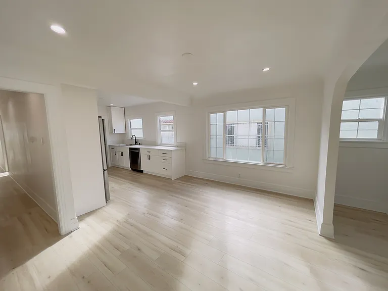 2022 Browning Blvd — Photo 5