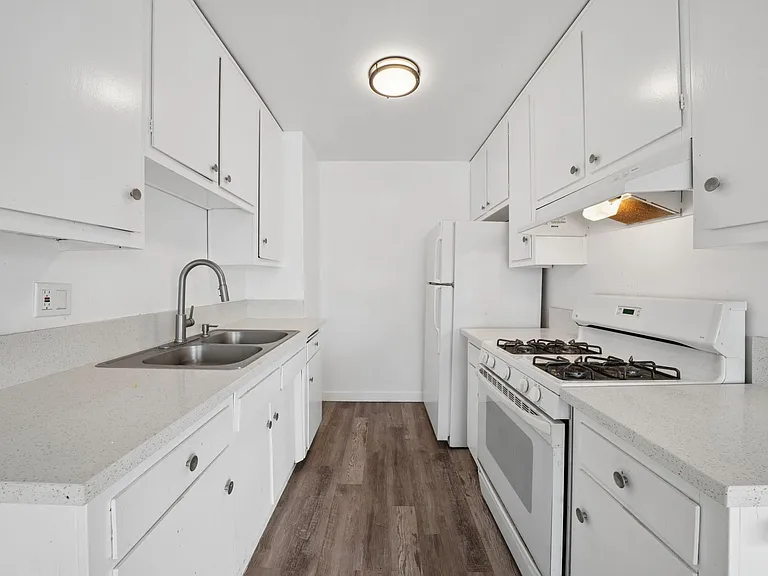 16900 Parthenia St #8625 — Photo 54