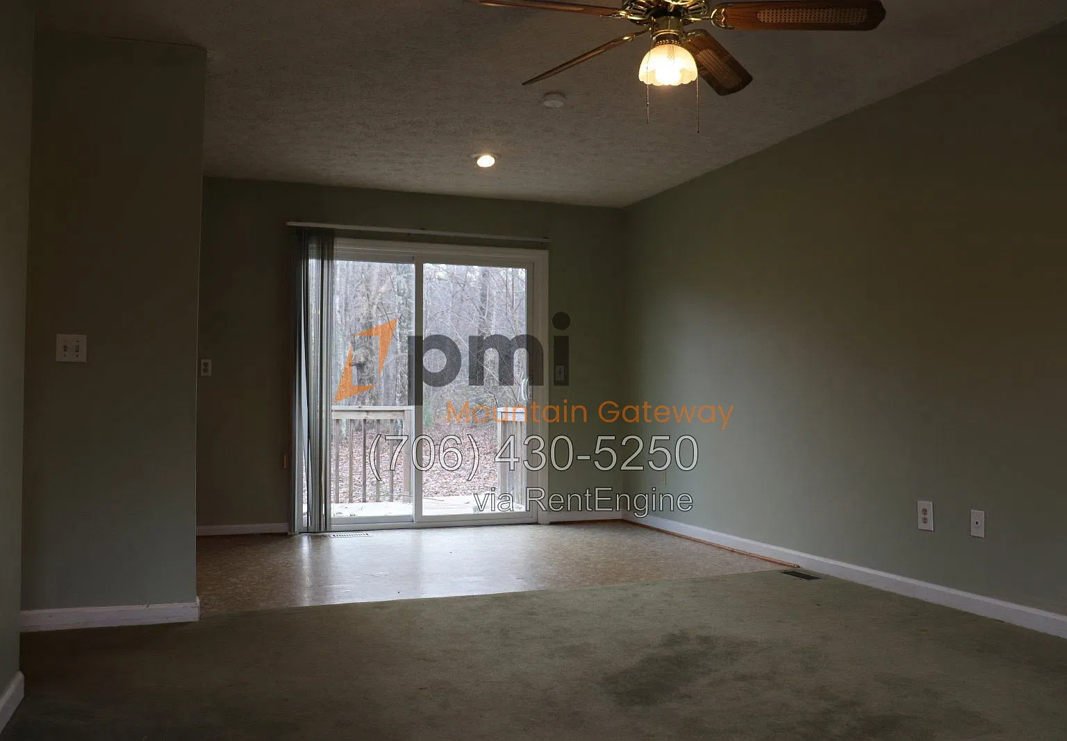 2 bed, 1.5 bath, $1,100 — Photo 2
