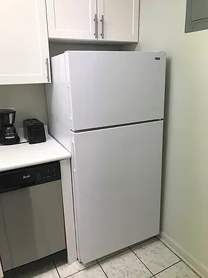 Rented by UES Management | media 2