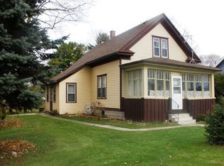 1409 Ellis St, Kewaunee, WI 54216