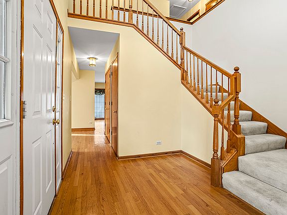 5th image of 13940 Steepleview Ln #13940