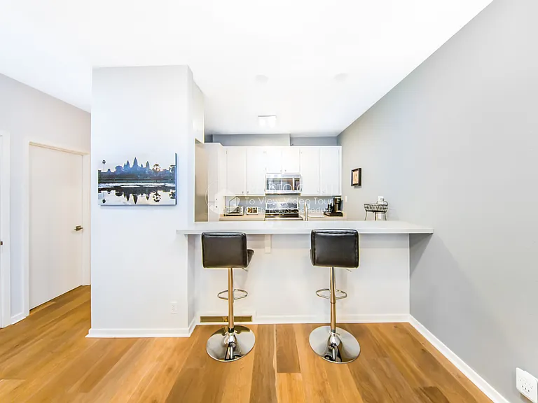 1425 Vallejo St #205 — Photo 7