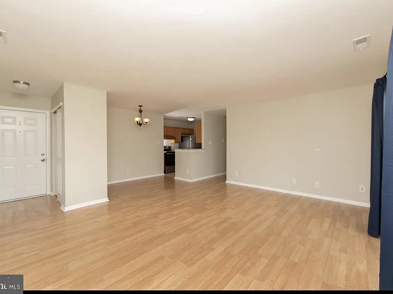 504 Britton Pl — Photo 3