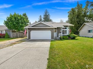 420 Wilson Ln, Sumas, WA 98295