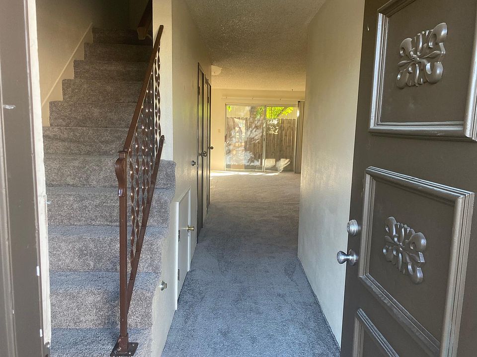 2nd image of 211 W 1st St #K