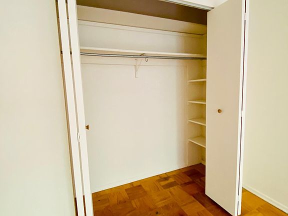 3rd image of 98 Lake St #1B