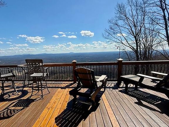 2nd image of 315 Flint Ridge Trl