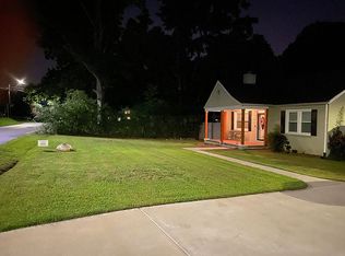 1109 Tennyson Dr, Charlotte, NC 28208