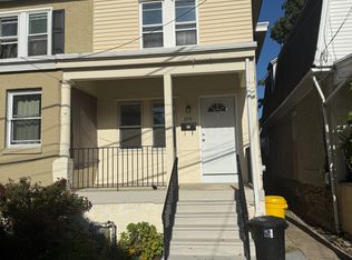 213 Park Ter, Ardmore, PA 19003