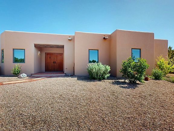 5th image of 33 Black Canyon Rd