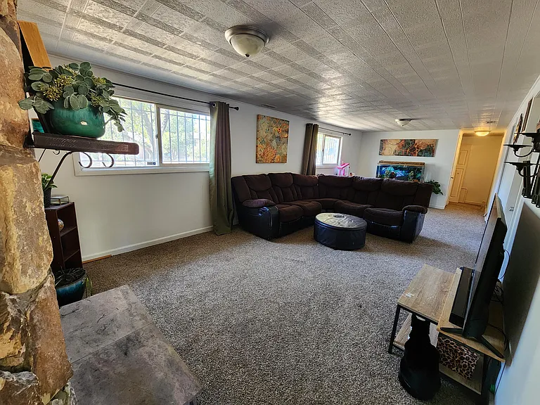 605 Raemar Dr — Photo 19