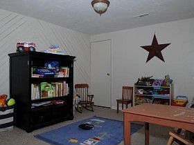 3rd image of 6738 S Dixie Dr