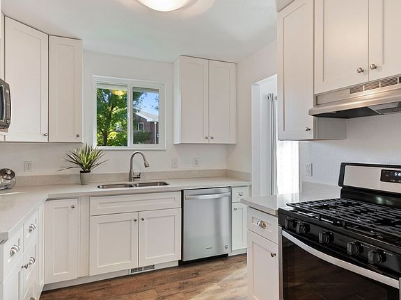 2nd image of 4865 W Hellas Dr
