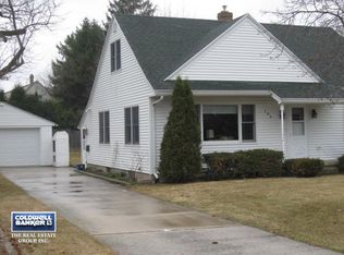 106 S 6th Ave, Saint Nazianz, WI 54232