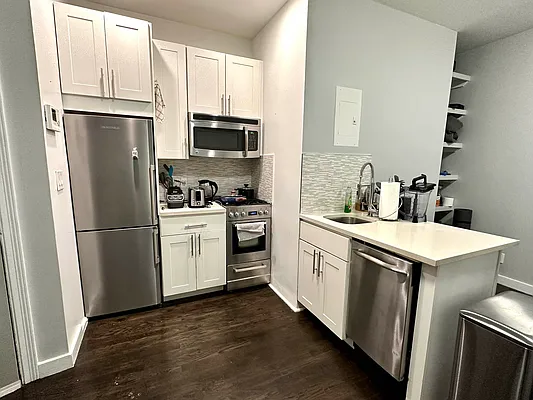 Rented by Tourma Realty LLC | media 18