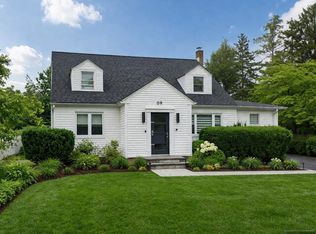 9 Pleasant Ave, Tenafly, NJ