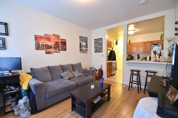 Rented by Citi Habitats | media 21