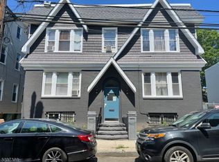 83 Aldine St, Newark, NJ 07112