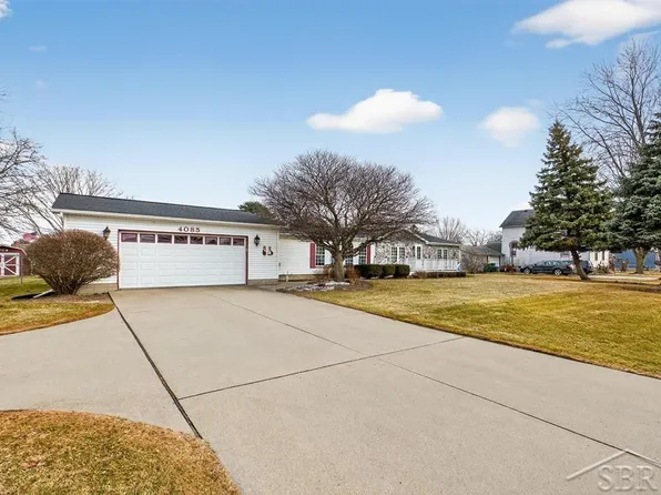 4085 Two Mile Rd, Bay City, MI 48706