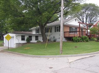 1510 Hough St, Jefferson City, MO 65101