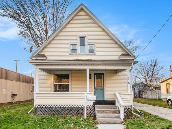 138 Pearl St, Charlotte, MI 48813