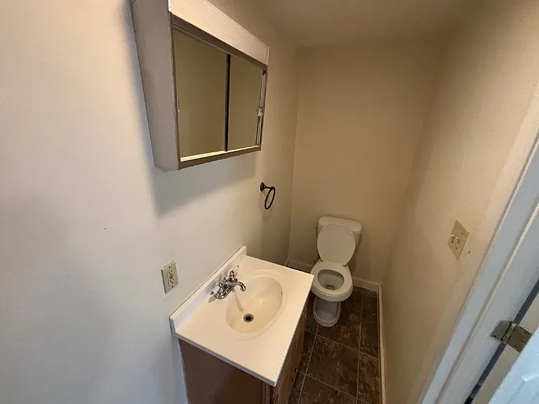 20 Bodwell St #C — Photo 11