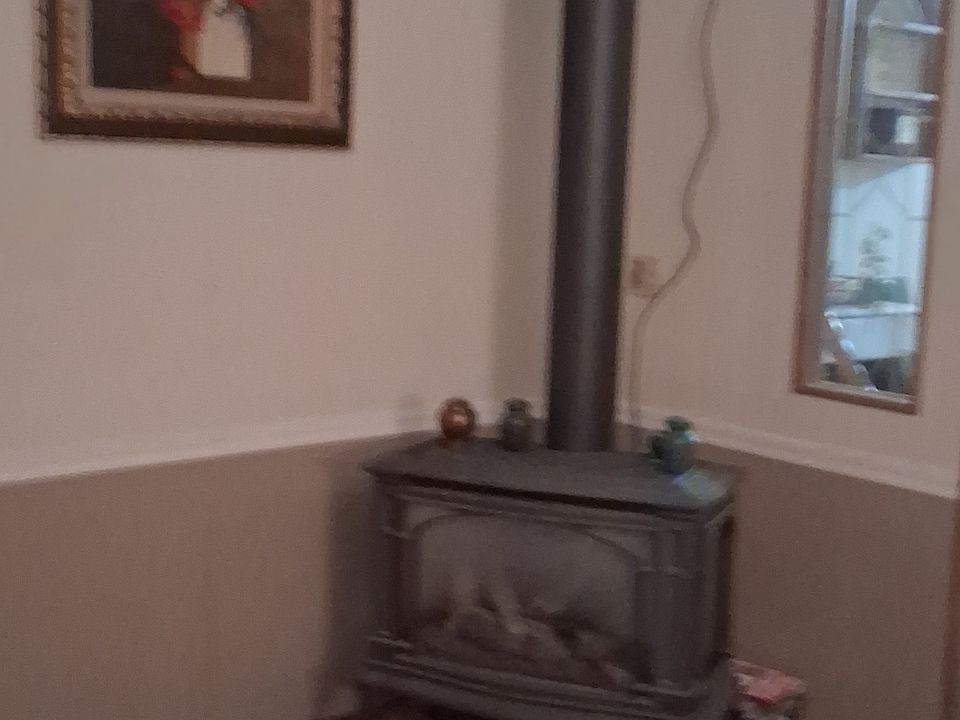 2nd image of 188 Torrence Ln