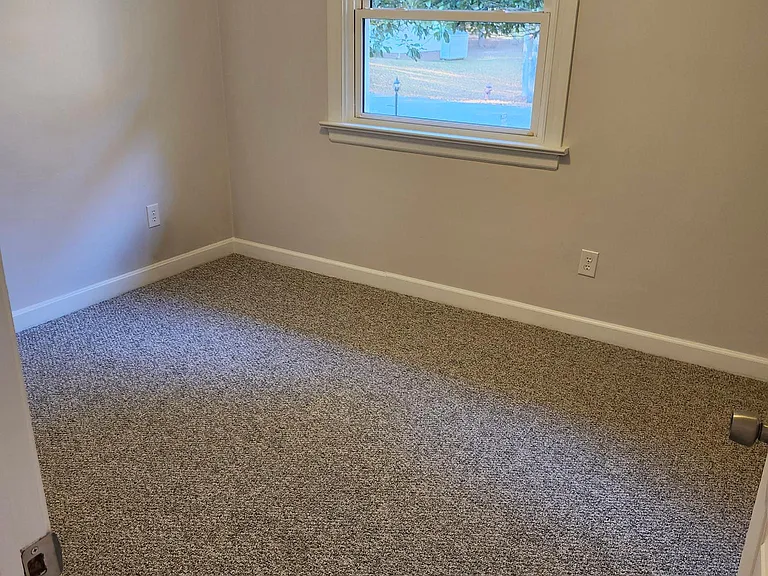 8147 N Mayfield Ln — Photo 8