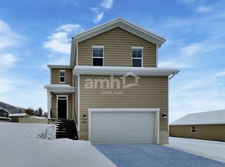3028 E North Village Dr, Layton, UT 84040