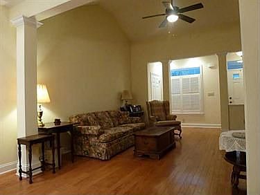 5th image of 1003 Coronet Ln