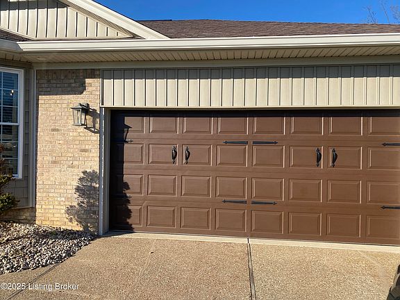 4th image of 1058 Cobblestone Cir