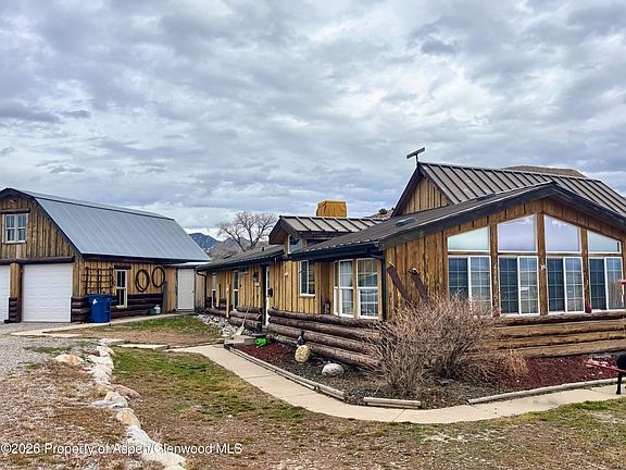 4th image of 4849 County Road 233