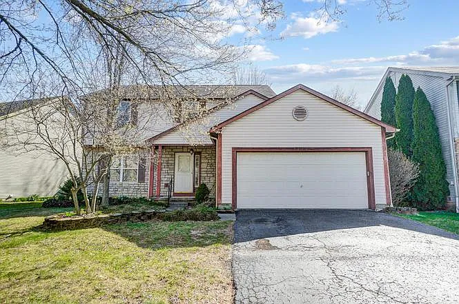2444 Highlandtown Dr — Photo 1