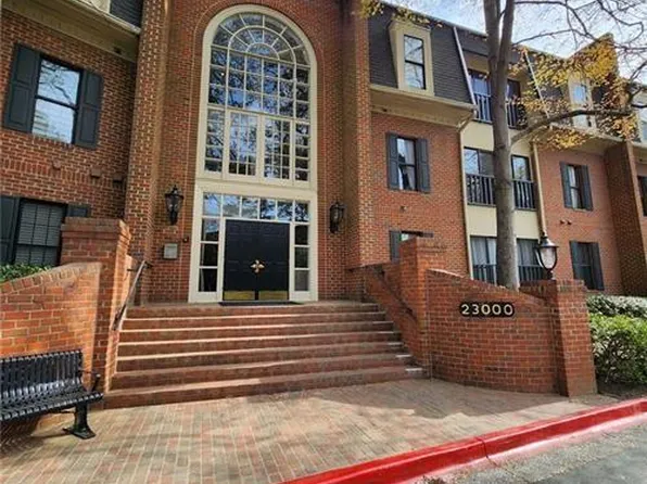 23311 Plantation Dr NE, Atlanta, GA