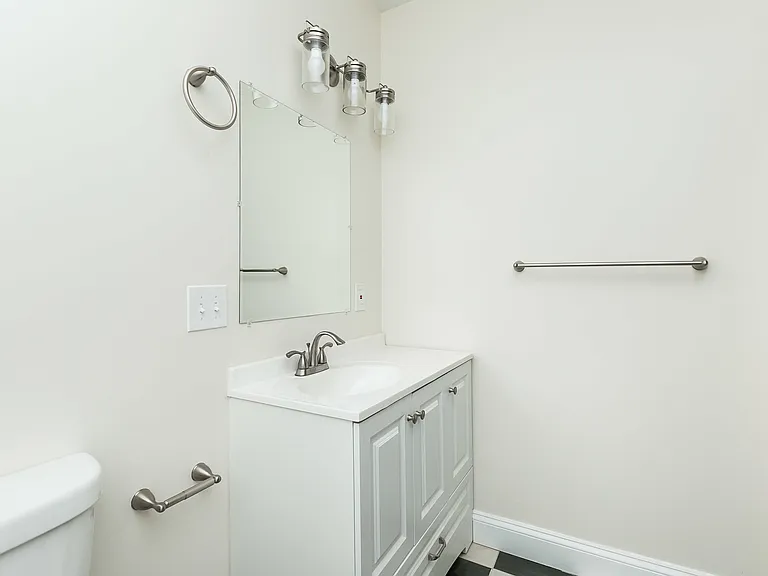 411 N Charles St #2B — Photo 13
